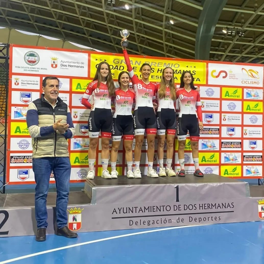 Lau sakandar Espainiako Pista Kopan