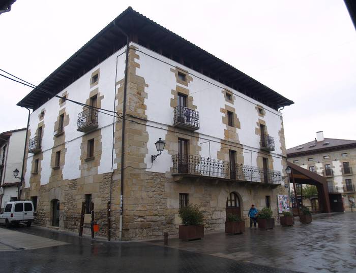 Euskara ikasten dutenendako dirulaguntzak ditu udalak