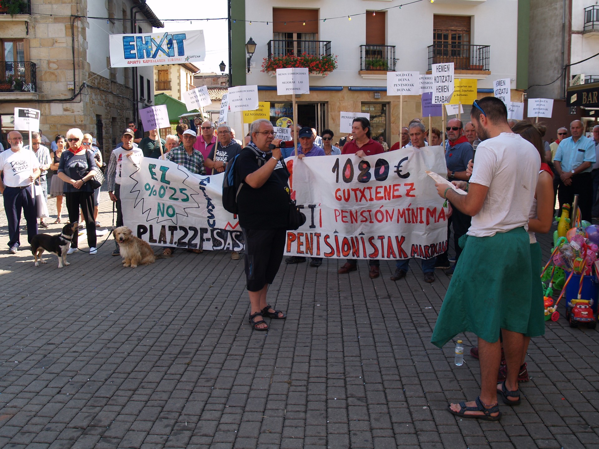 Pentsio duinen Iruñeko manifestaziorako autobusa antolatu dute 