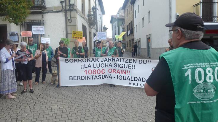 Pentsiodunen manifestazioa nagusien nazioarteko egunean