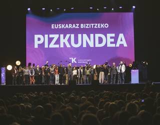 Euskararen pizkundea ekar dezaketen txinpartak