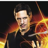 Mentalismo ikuskizuna Toni Bright  magoarekin