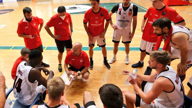 Basket Navarrak lagunarteko partida jokatuko du Altsasun