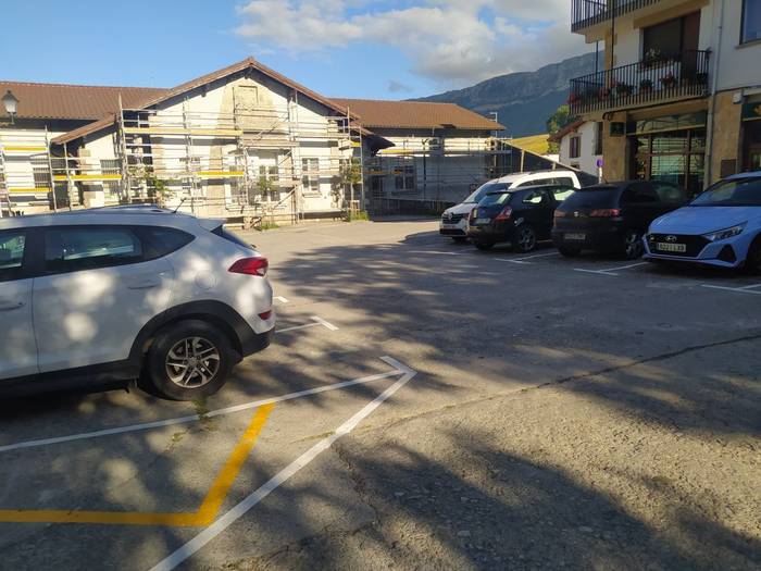 Aldamioak Uharte Arakilgo eskolan