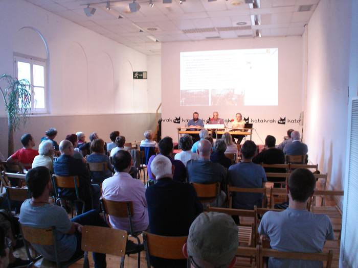 Tren Publiko eta Sozialaren proposamena eguneratu dute