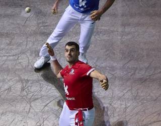 Joseba Ezkurdiak Altsasun bilatuko du Lau eta Erdiko San Fermin torneorako txartela