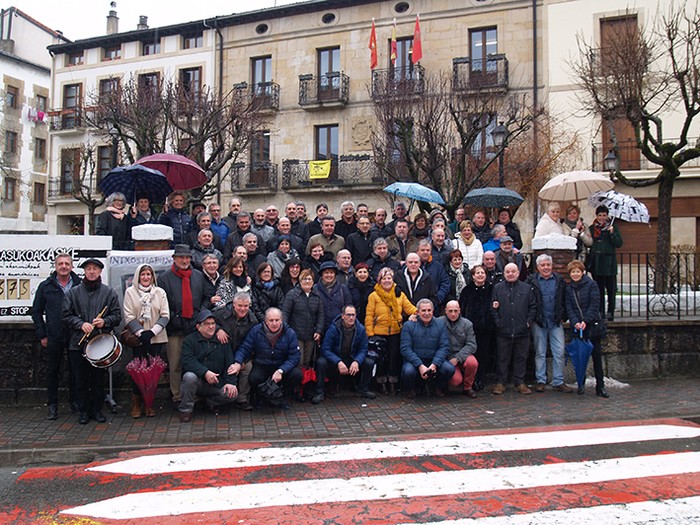 Kintoz bete dira kaleak - 6