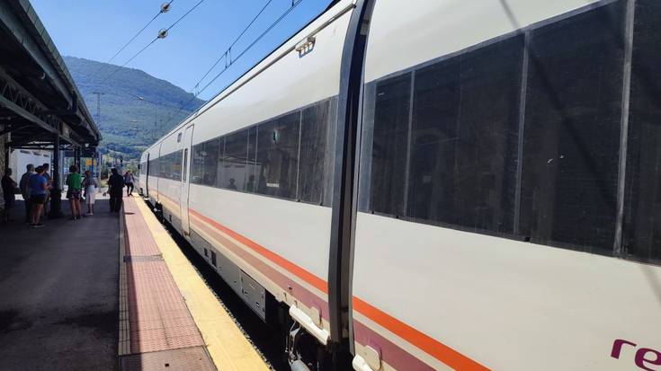 Arabarekin tren lotura gehiago maiatzaren 30etik aurrera
