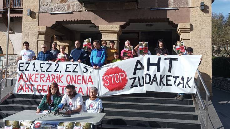 AHTko hirugarren ibilbide posibleko zundaketak bertan behera uztea eskatu dute