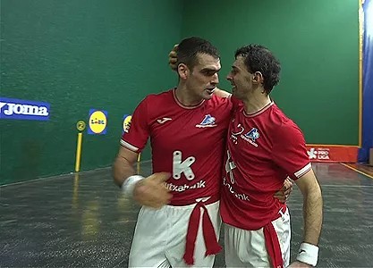 Ezkurdiak eta Altunak airea hartu dute