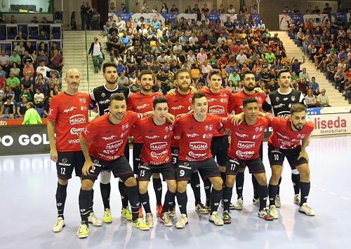 Osasuna Magna Errege kopatik kanpo