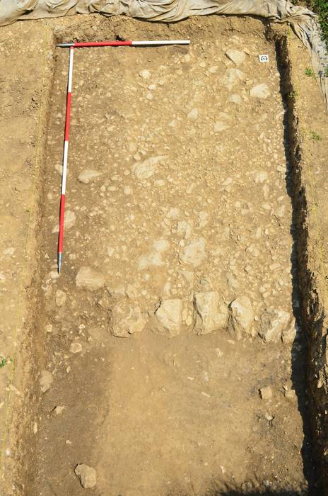 Erromatarrek bi galtzada eraiki zituzten Sakanan