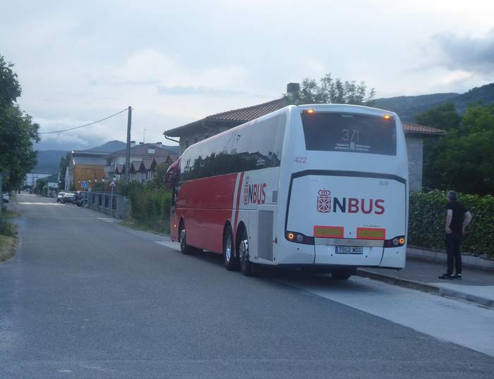 Bi autobus ordutegi bertan behera