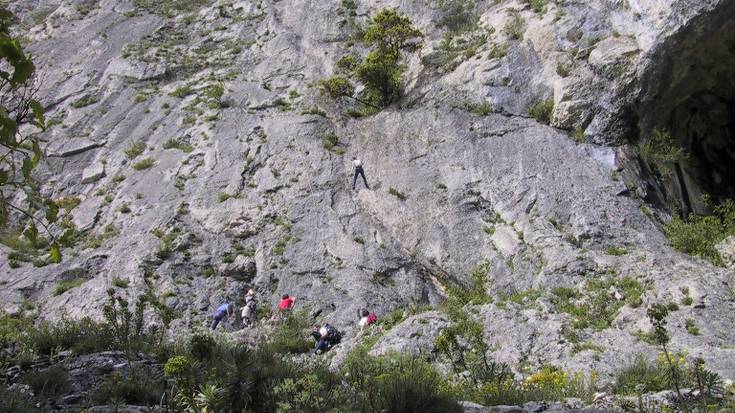 Eskalatzaile batek erorikoa izan eta min hartu zuen