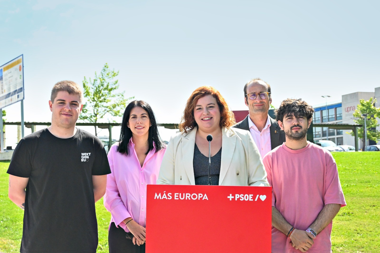PSOEren iritziz "eskuindarrek gazteek defendatzen duten guztia erasotzen dute"