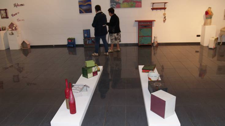 Dekorazio arteak erakusketa denboraldiarekin hasteko