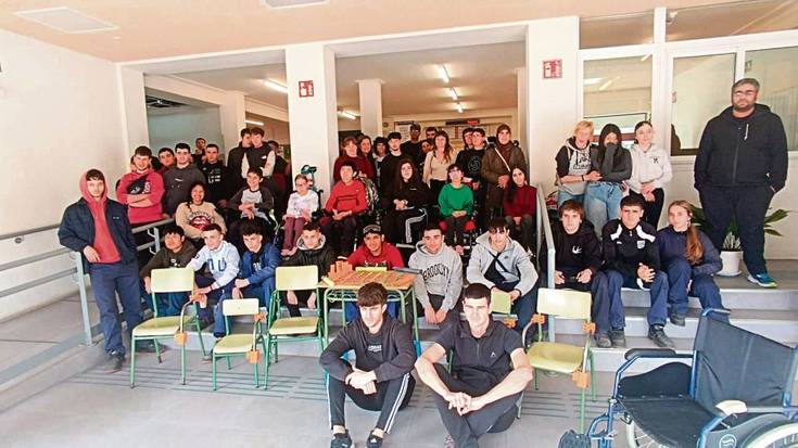 "Ezjakinak gara, gurpildun aulkiarena serioa da"