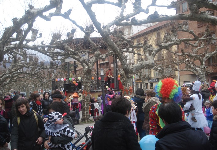 Udalak iyoteak bertan behera utzi ditu