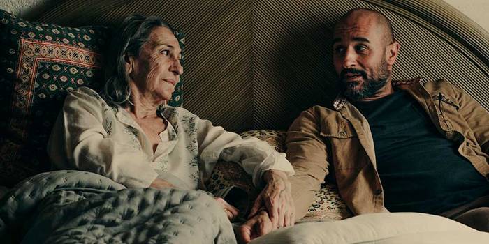 Alzheimerraren eta zaintzaren inguruan dagoenaren inguruko filma