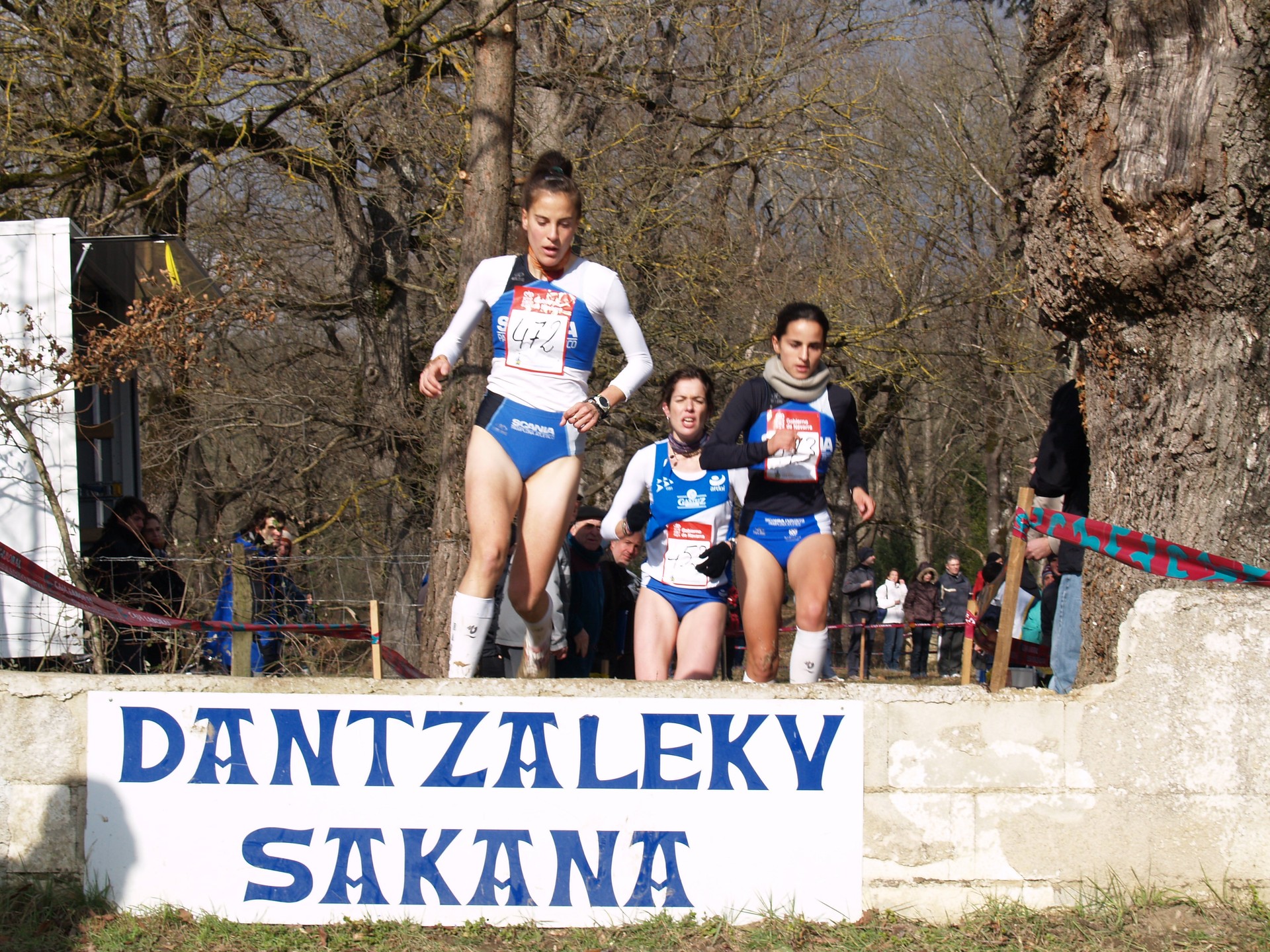 Korrikalariak Dantzalekura begira
