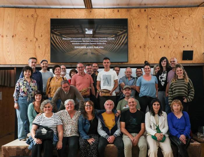 Albaolaren esker ona Sakanari