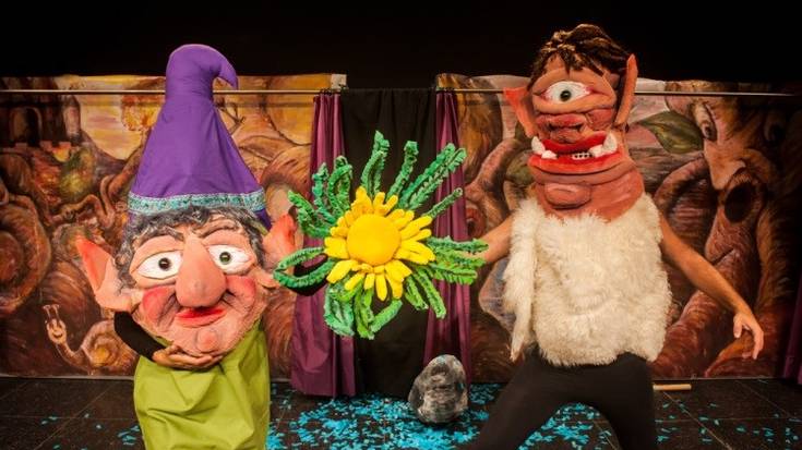 Maskarak, txotxongiloak eta antzerkia: 'Azken Eguzkilorea'