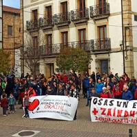 Pediatria zerbitzu duinaren aldeko elkarretaratzea