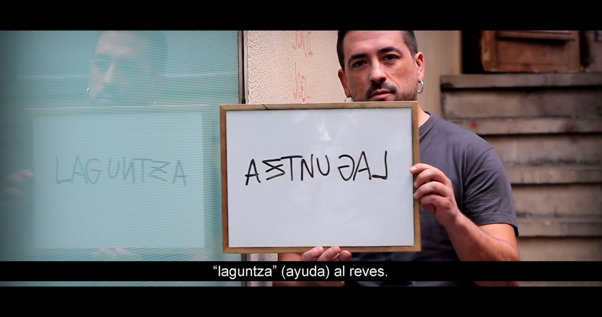 Bi sakandar torturaren biktima gisa aitortu dituzte