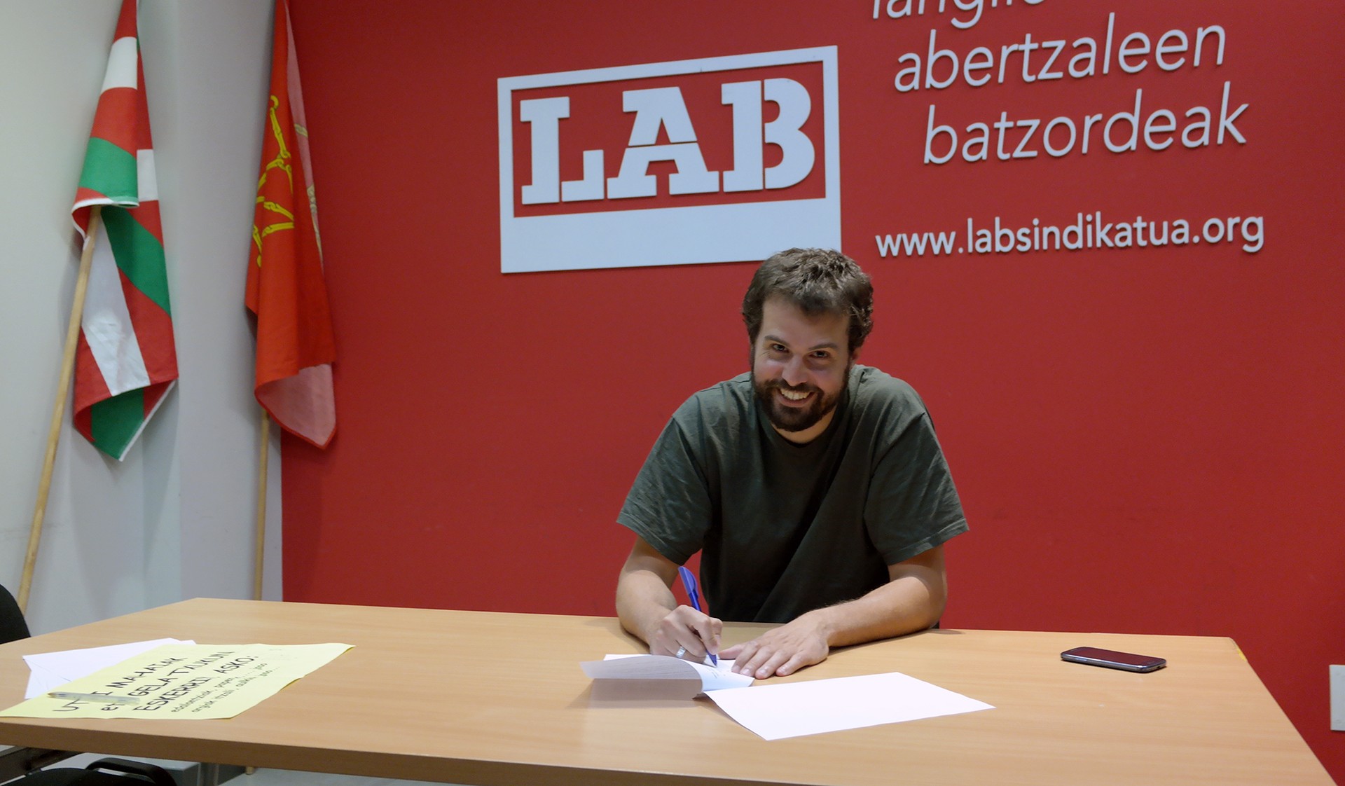 LAB sindikatuak eta Nafarroa Bizirik Fundazioak lankidetza hitzarmena sinatu dute
