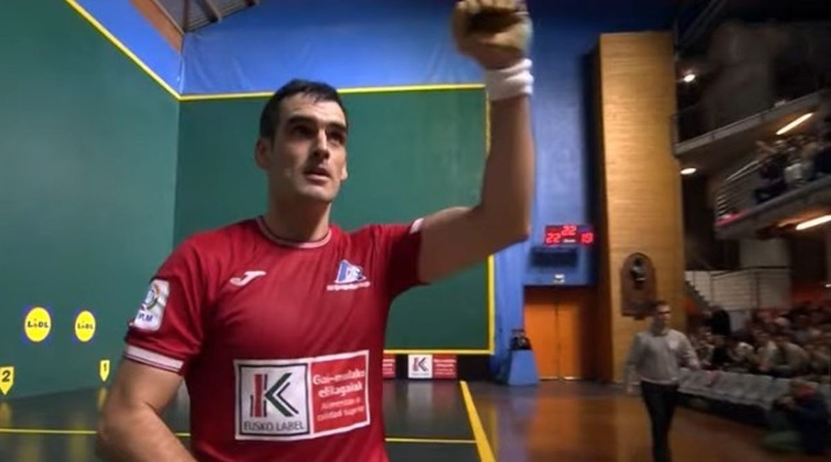 Ezkurdiak eta Bakaikoak hautagaitza aurkeztu dute