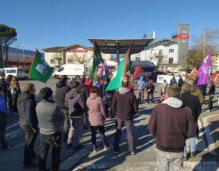 Greba orokorrerako deialdia erregistratu dute