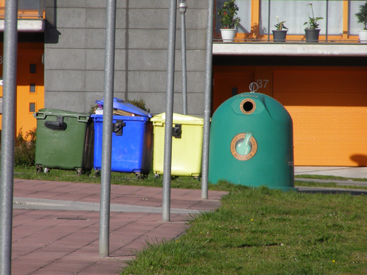 Bosgarren edukiontzia, udazkenean