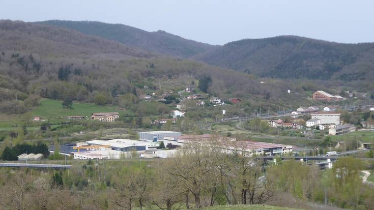 Ur hornidurako sarea berritzeko lanak hasita