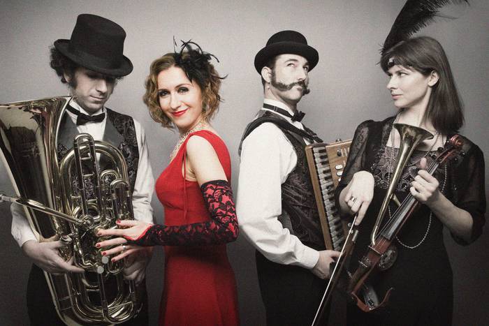 Cabaretaren doinuak 