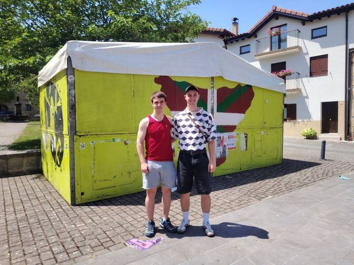 Festetako lehenengo eguna girotzen