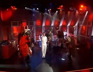 ZETAK eta Sakanako inauteriak La Revueltan, Xabat Illarregi txapelduna, Lorenzo Ondarrari omenaldia eta musika eskolaren irudiaren bila