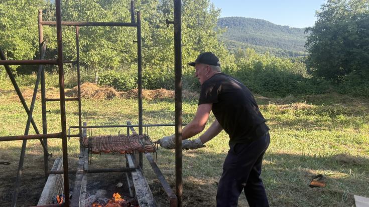 "Arruazuko festetako merenduan ez dago kolesterolik, dietarik ez ezer (kar-kar)"