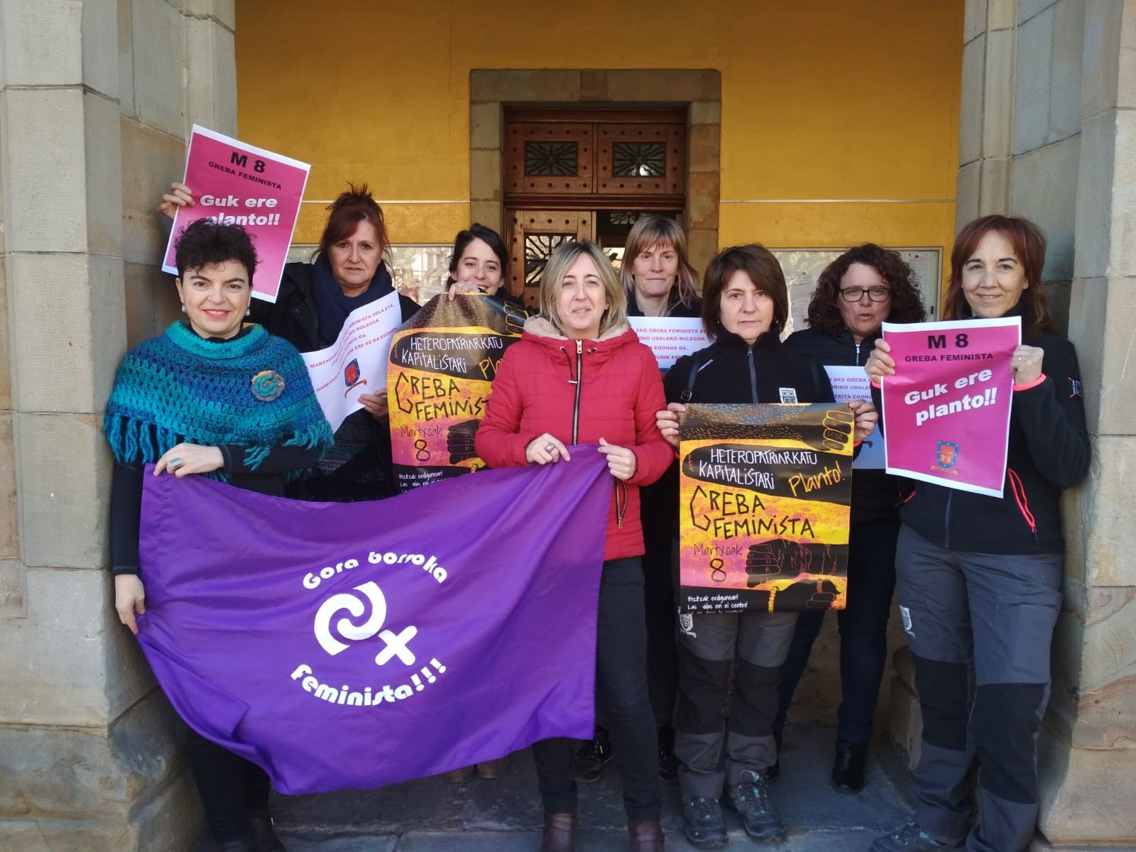 Udalak greba feministarekin bat egin du