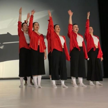 Burundantza dantza lehiaketa estreinakoz