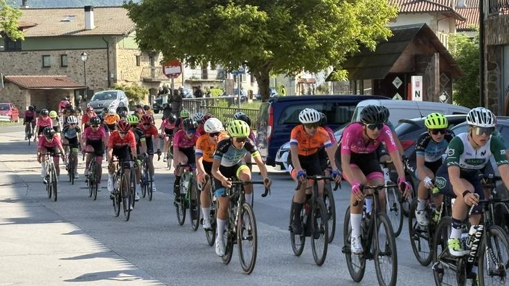 Txirrindularitza, areto futbola, pilota eta futbola
