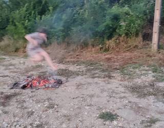 Sua batean eta bestean