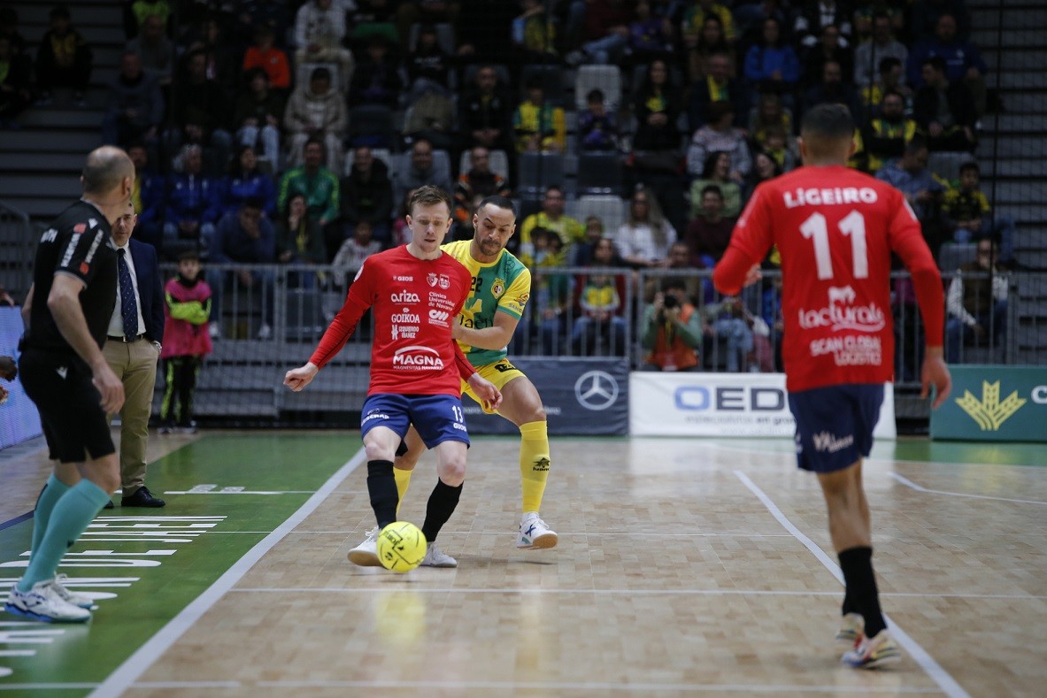 Osasuna Magna Xota esku hutsik itzuli zen Jaendik