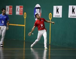 Zabaletak eta Ezkurdiak garaipenekin mustu dute Binakakoa, Martijak punturik gabe