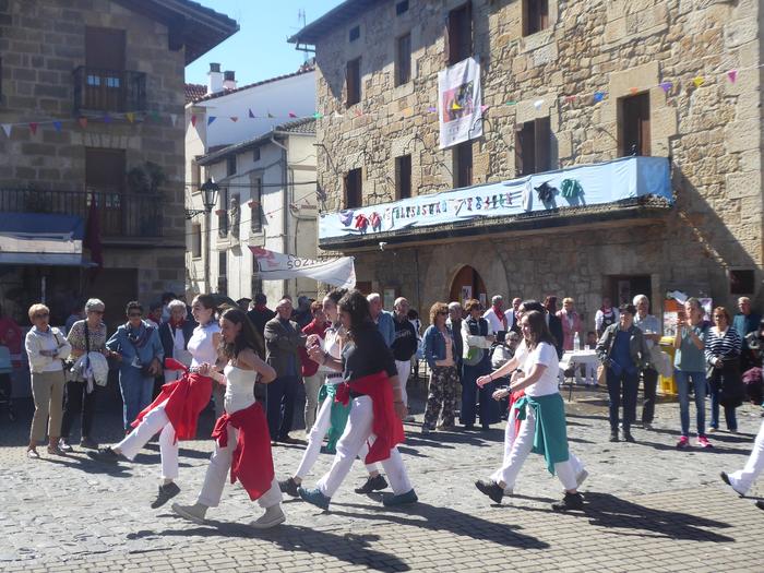 Euskal dantza ikastaroa