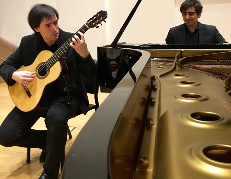 Mikel Auzmendi gitarra bakarlariaren kontzertua