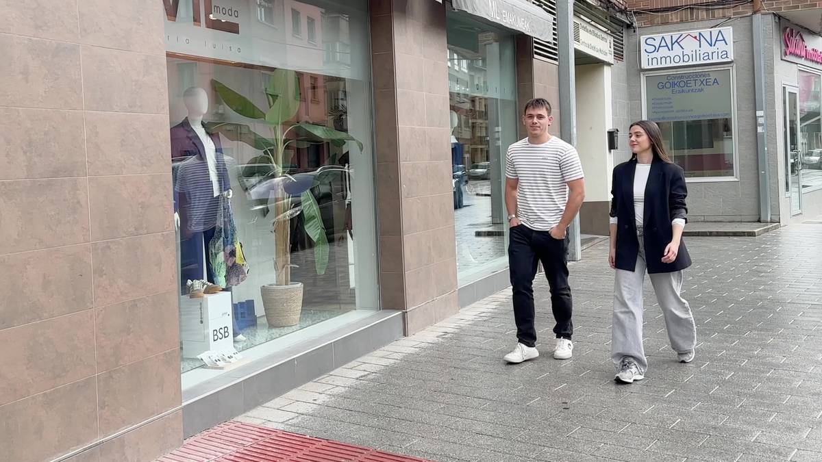 Hitz eta Putz Joseba Ortigosa eta Naroa Irizarrekin