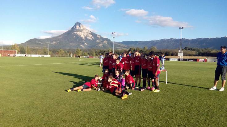 Osasuna Etxarriko haurren torneoko garaile