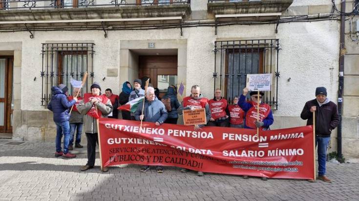 Pentsiodunak "bizitza duinen" alde eginen dute Martxoaren 8an