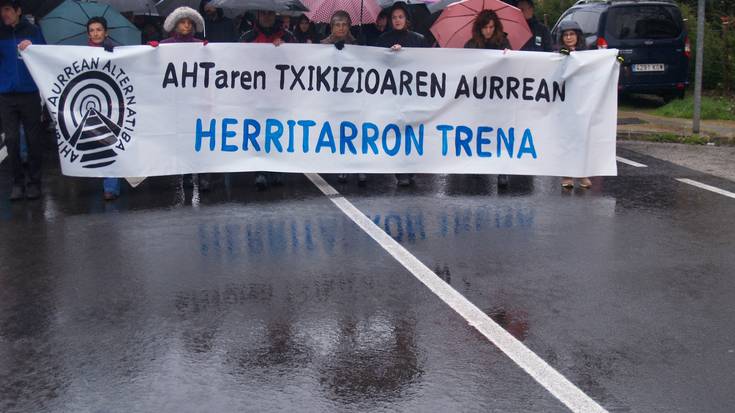 AHTren aurrean alternatiba badagoela adierazi dute