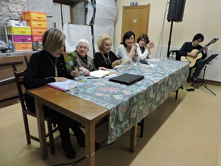Denetariko poesia Uharte Arakilen